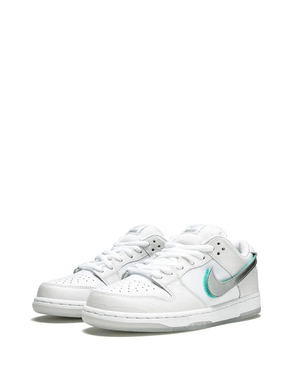 Exclusive Nike X Diamond Supply Co. Sb Dunk Low Pro Og Qs White Sneakers — White — Size US M 4.5 - US W 6 — Side View