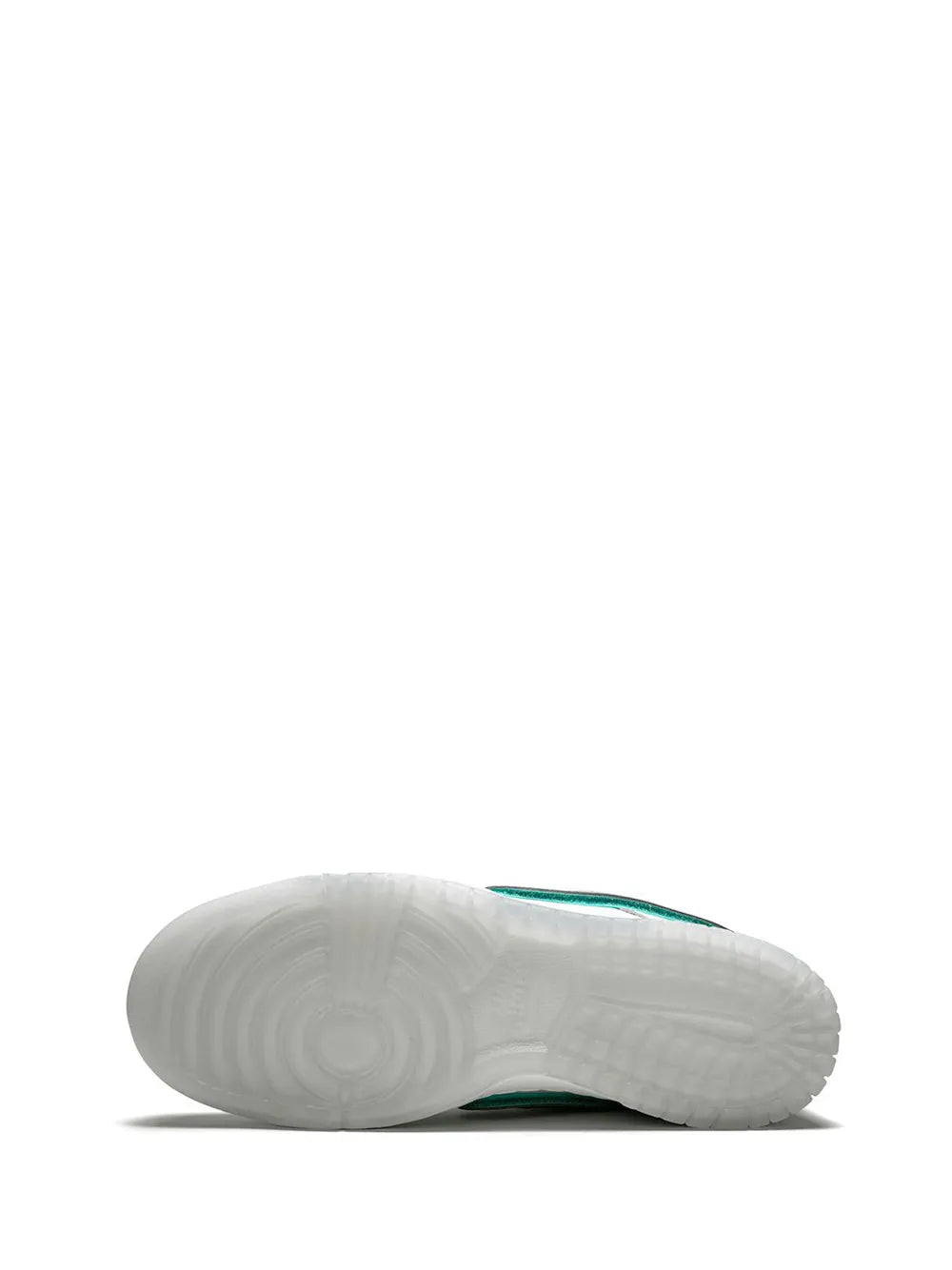 Exclusive Nike X Diamond Supply Co. Sb Dunk Low Pro Og Qs White Sneakers — White — Size US M 4.5 - US W 6 — Top View