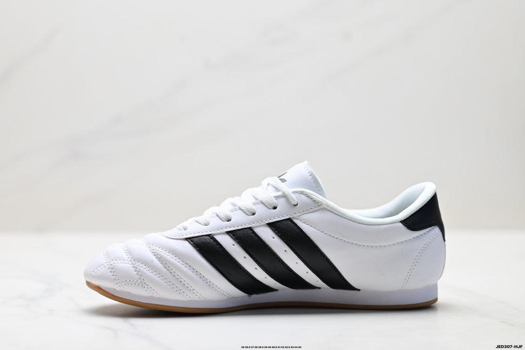 Exclusive Classic Court Leather Sneakers — EU 36 / US M4 / W5.5 / 23CM — Alternate View 8