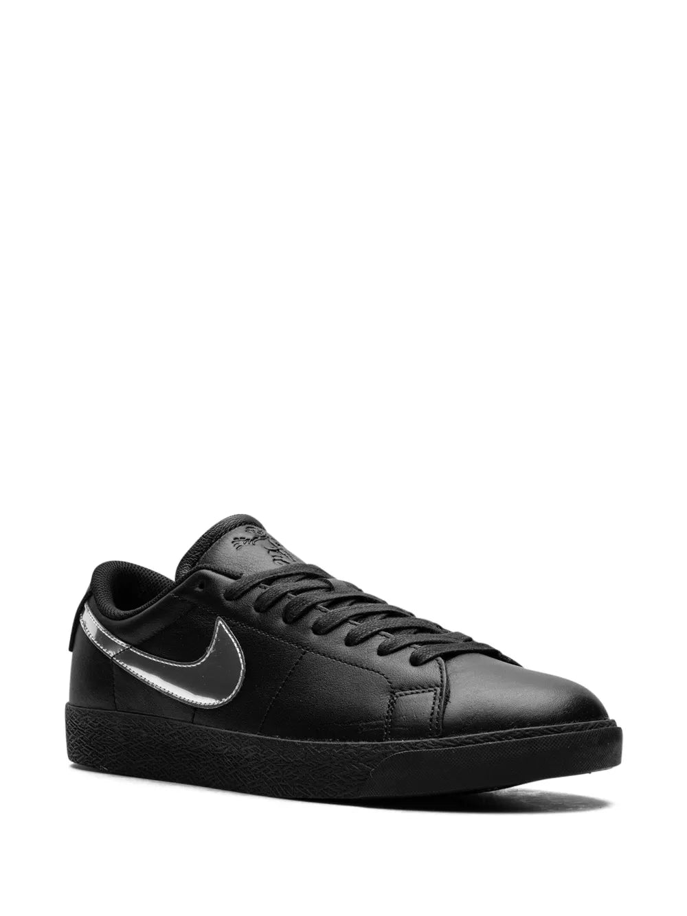 Exclusive Nike X Dancer Skateboards Sb Zoom Blazer Low Sneakers — Black — Size US M 4.5 - US W 6 — Side View