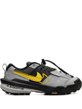 Exclusive Nike X Sacai Zegamadome Sp Matte Silver/Yellow Sneakers — Grey — Size US M 6 - US W 7.5 — Front View