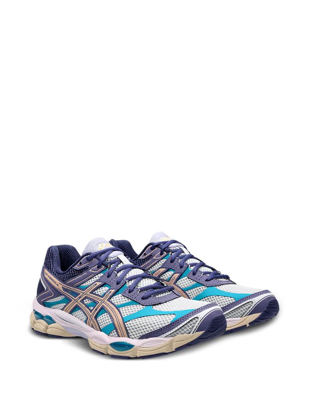 Exclusive Asics Gel-Cumulus 16 Cloud Grey/Bisque Sneakers — Light Grey — Size US M 4 - US W 5.5 — Side View