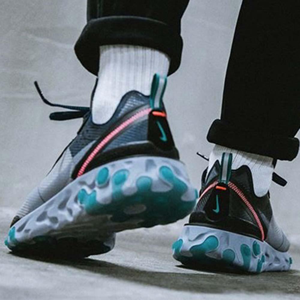Exclusive Nike React Element 87 Miami Pink — UK 3 | EU 35.5 | US 3.5 — Back View