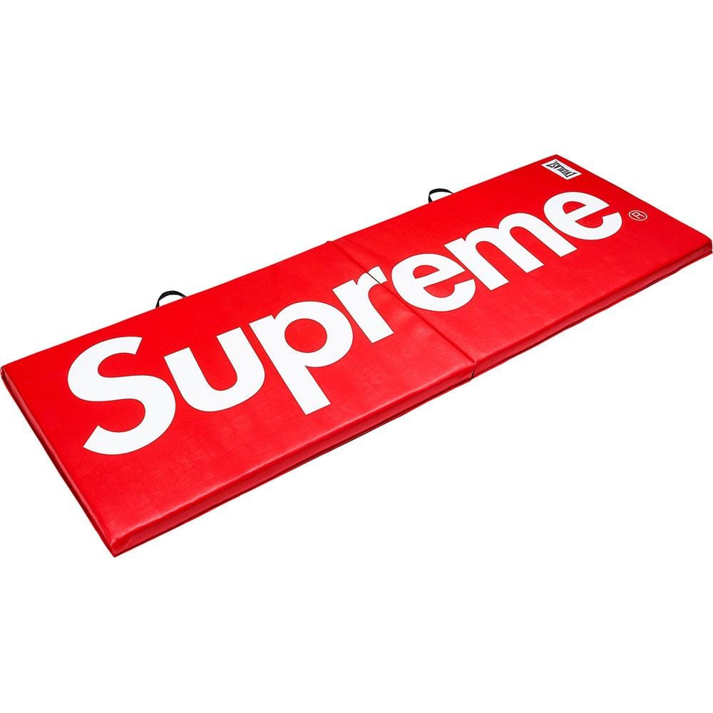 Exclusive Supreme Everlast Folding Exercise Mat Red — Front View