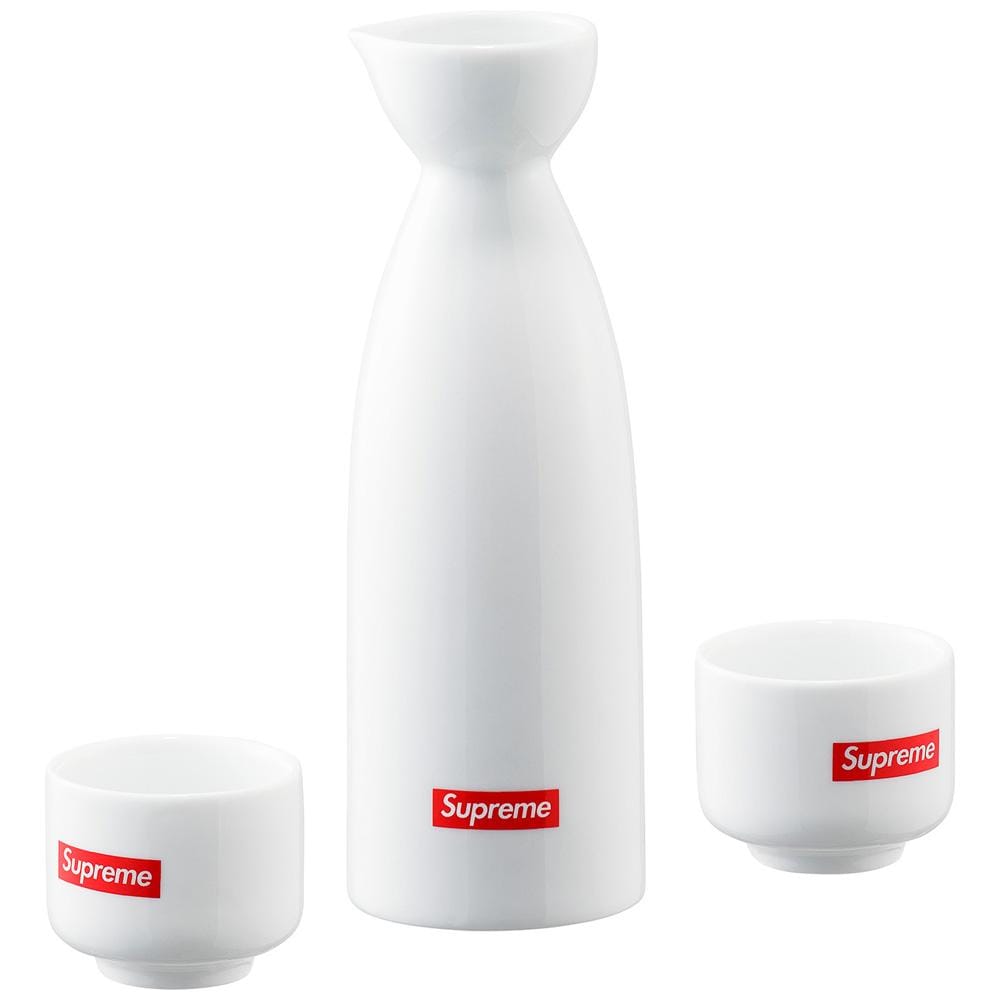 Exclusive Supreme Sake Set - White — Front View