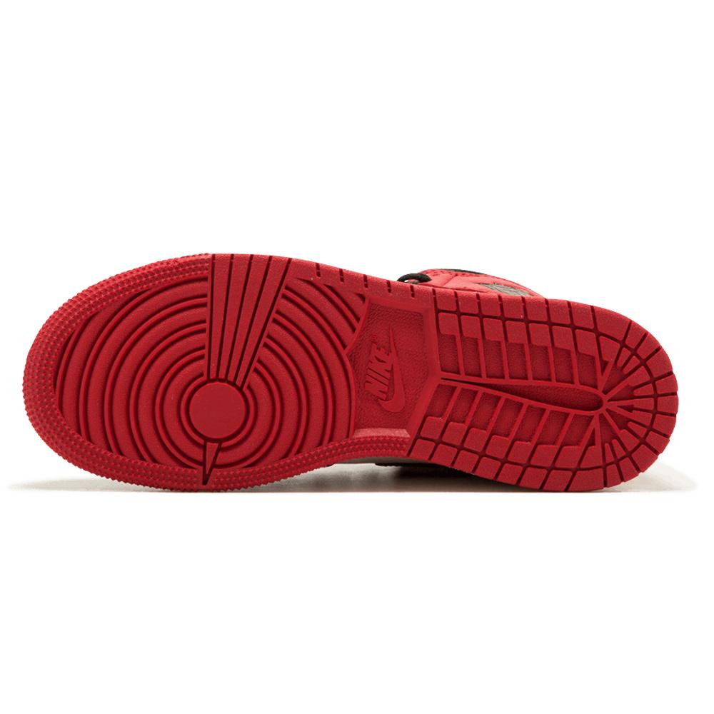 Exclusive Air Jordan 1 Retro High OG GS "Bred Toe" — UK 13.5 | EU 32 | US 1Y — Top View