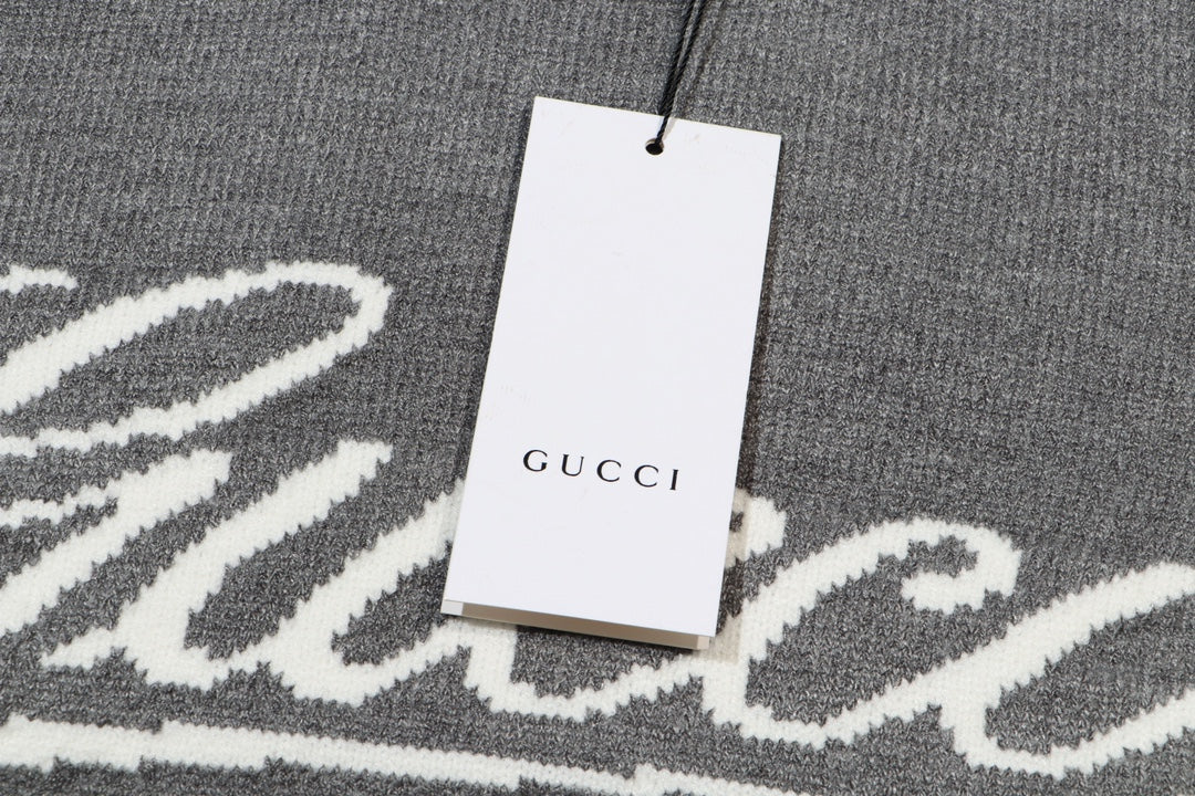 Exclusive Gucci logo Sweater — S — Alternate View 7