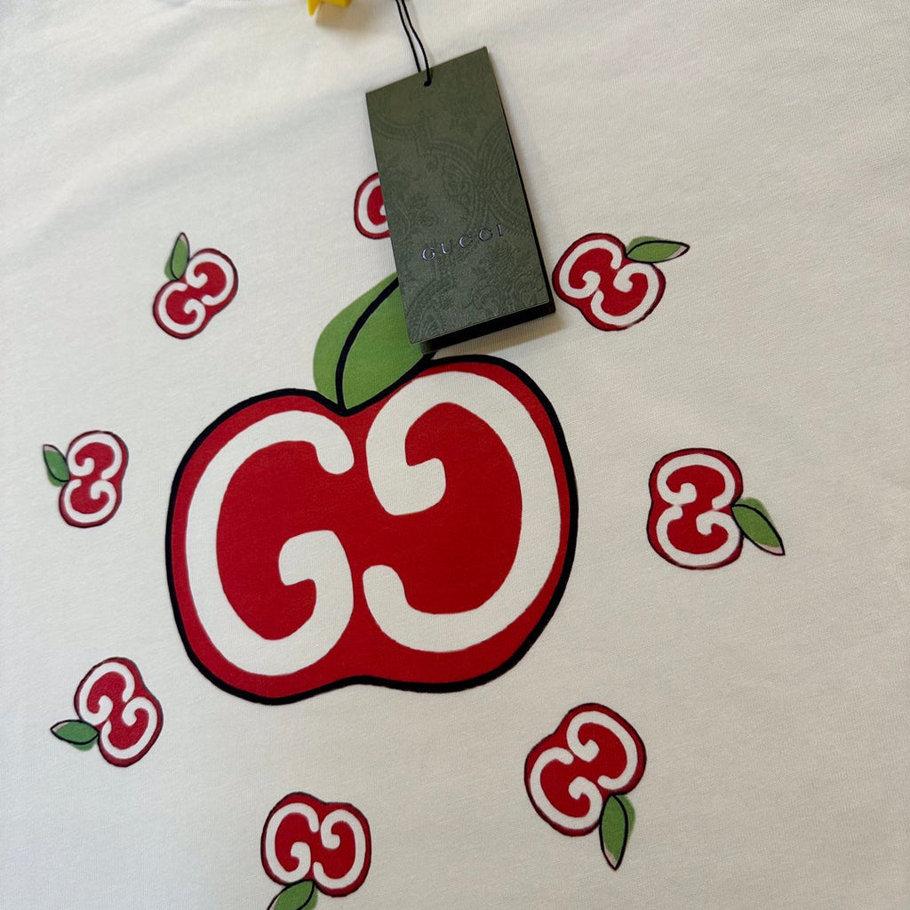 Exclusive Gucci GG Apple Print T-Shirt — XS — Lifestyle View