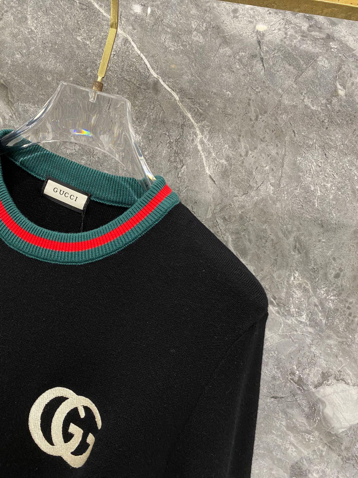 Exclusive Gucci Unisex Crewneck Sweater — M — Detail View