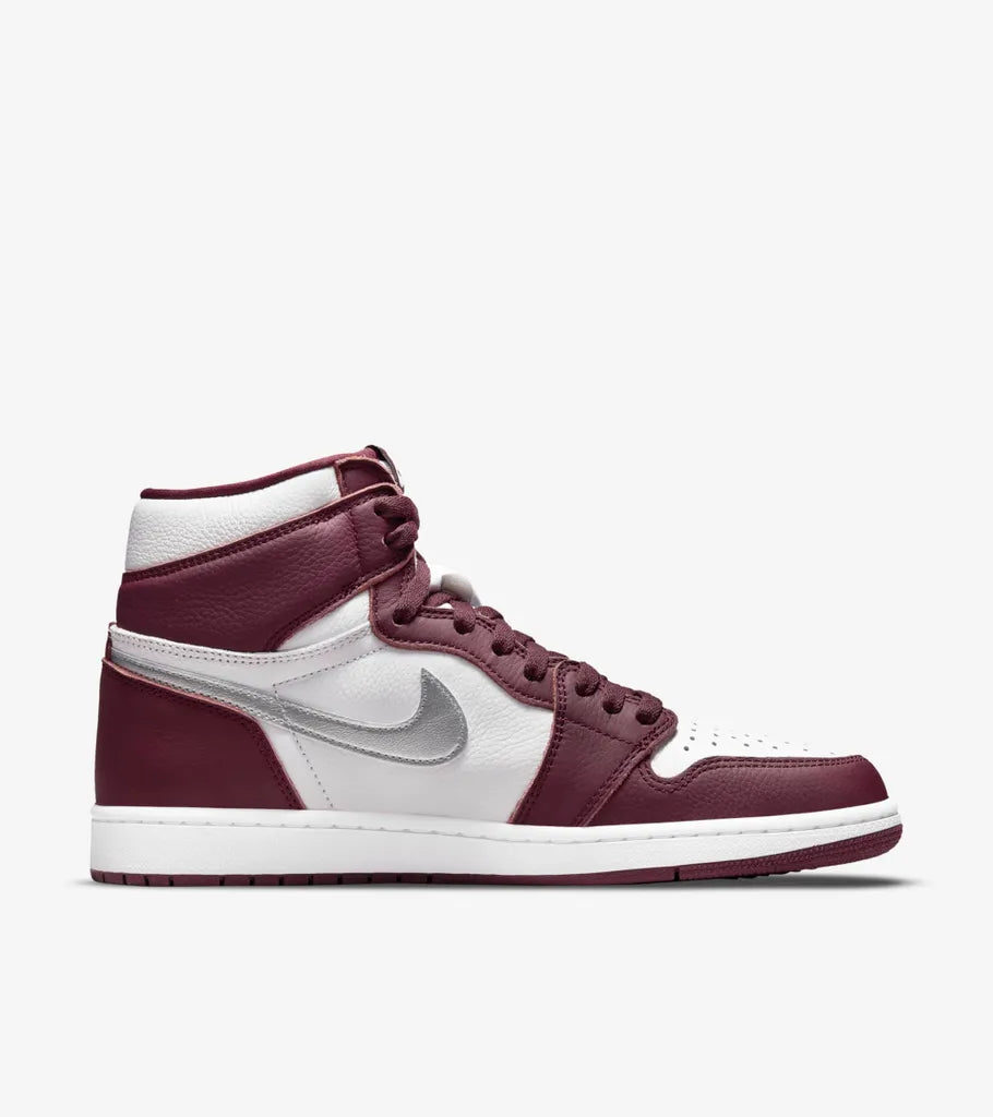Exclusive Air Jordan 1 Retro High OG First in Flight Women's Shoes — Green/Black/White — Size US W5 - UK3 - EUR 35.5 — Alternate View 11