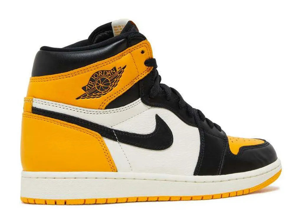 Exclusive Air Jordan 1 Retro High OG First in Flight Women's Shoes — Green/Black/White — Size US W5 - UK3 - EUR 35.5 — Alternate View 32