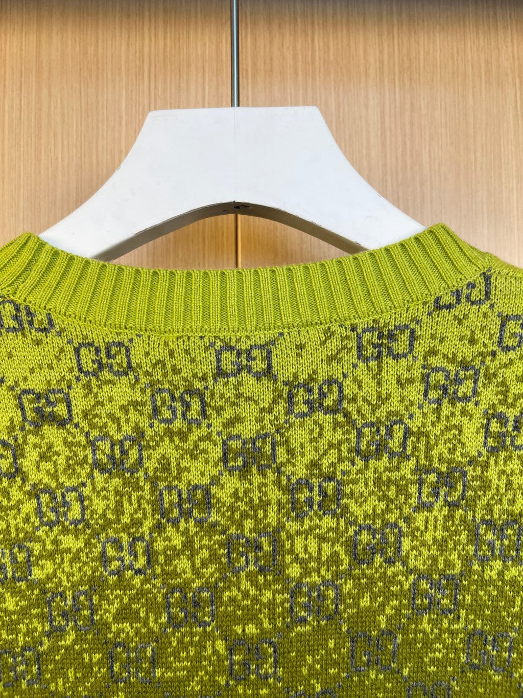 Exclusive Gucci Unisex Jacquard Crewneck Sweater — S — Lifestyle View
